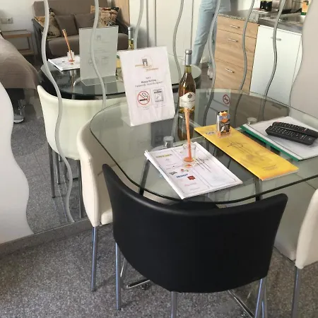 Happy Holiday Lux Apartamento Budapest